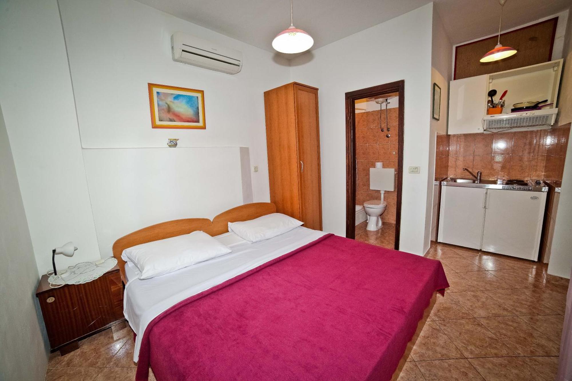 Guest House Maja Split Extérieur photo